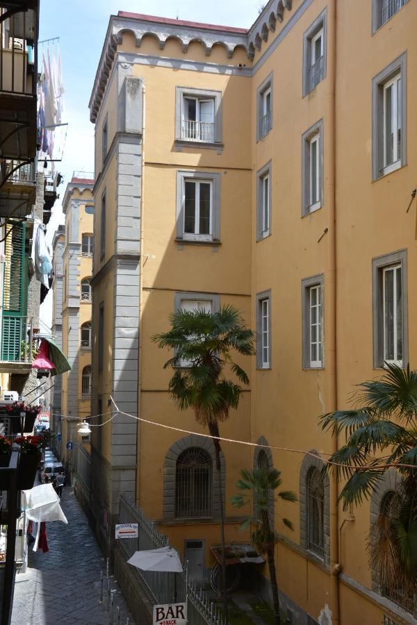 Domus Studio 25 Bed & Breakfast Naples Exterior photo